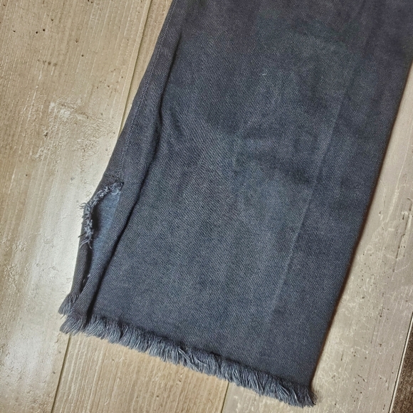 Abercrombie & Fitch Black High Rise Ankle Flare Denim Jeans Size 28 / 6R EUC - Picture 12 of 16